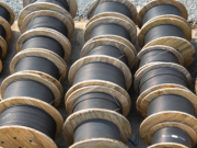 Komprenega gvidilo por granda fiber optika kablo: kompreni, elektado kaj aĉeto